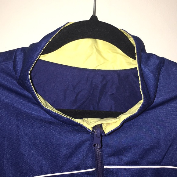 Fall reversal-able jacket - Picture 2 of 4